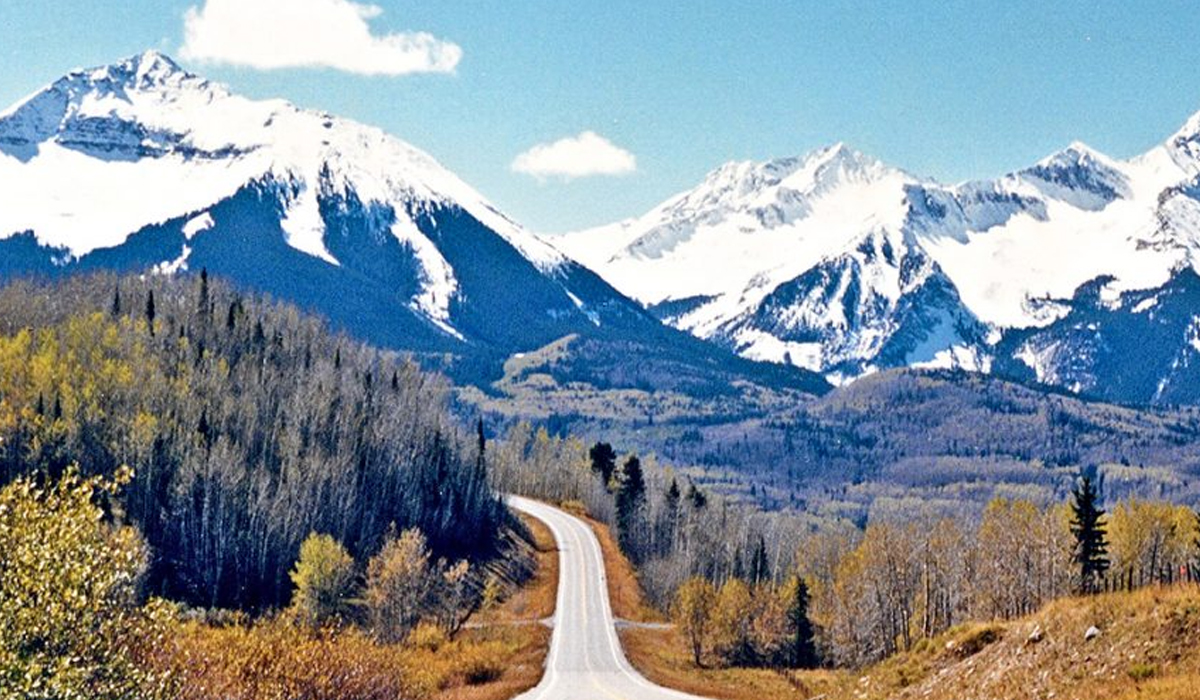 road going into mountain