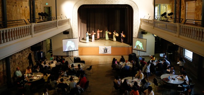 banquet guests and performers banquet guests and performers