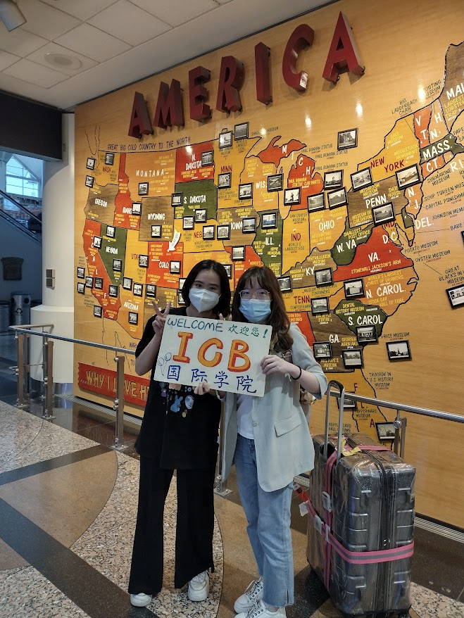 ICB Students in Front of America Wall Mural